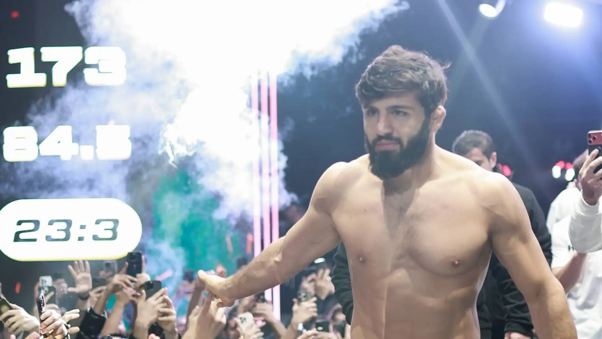 Arman Tsarukyan to Defend Championship Belt in Hype Armenia Main Event